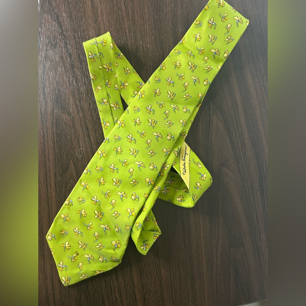 Salvatore Ferragamo silk vintage tie